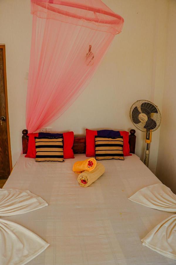 Sigiri Gayani Home Stay 시기리야 외부 사진
