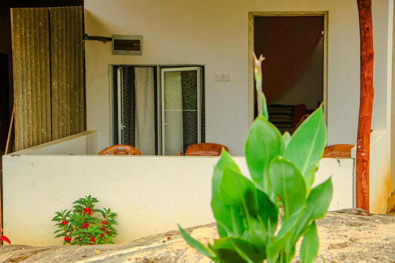 Sigiri Gayani Home Stay 시기리야 외부 사진